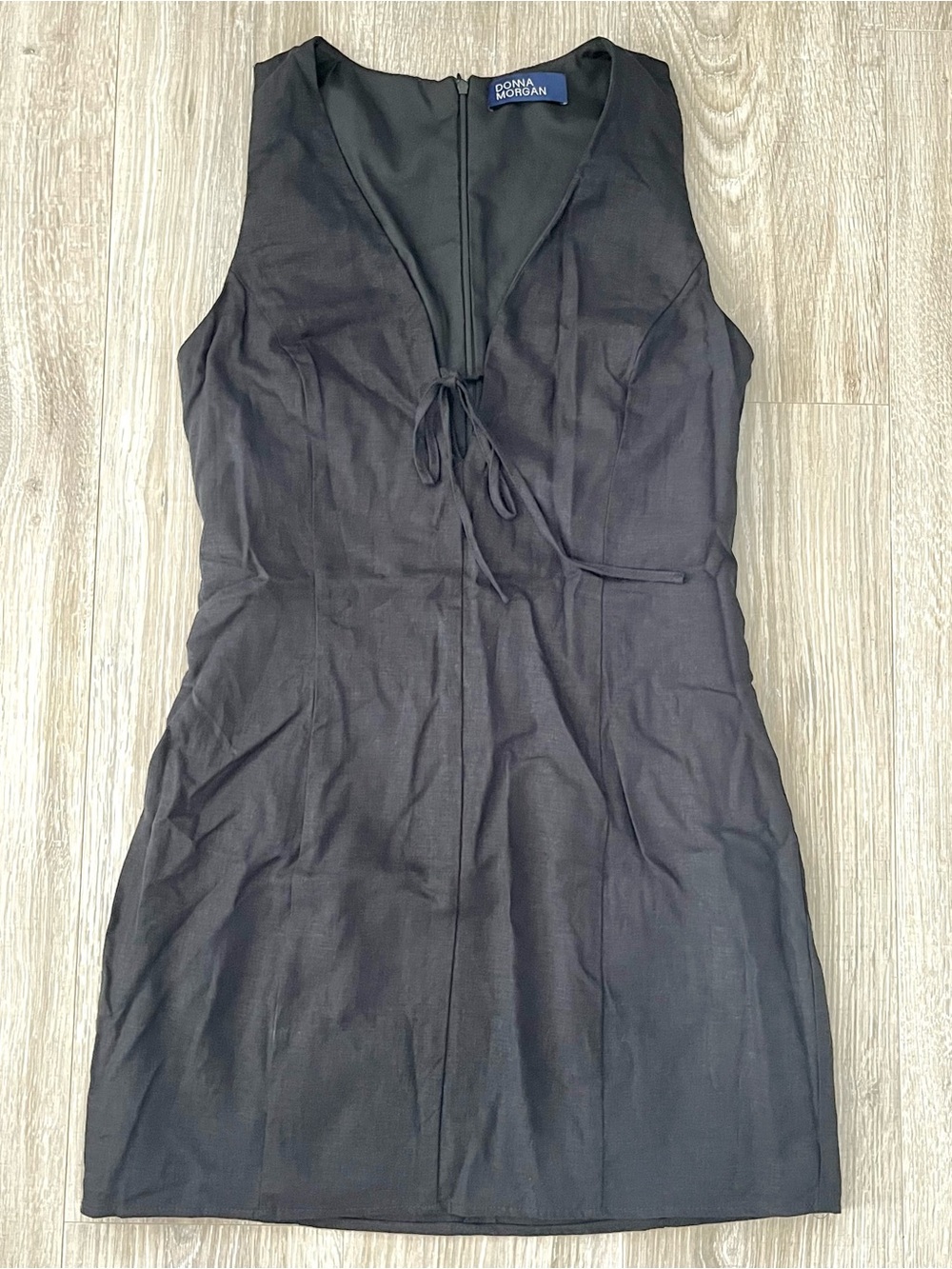 NWOT Donna Morgan Black Sleeveless Tie-Front Dress Sz S